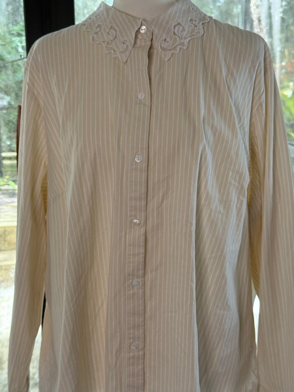 Beautiful Lawrence Zarian 2X lace trim striped blouse cottagecore romantic